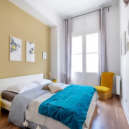 Palais Centre Historique Balcon Apartman