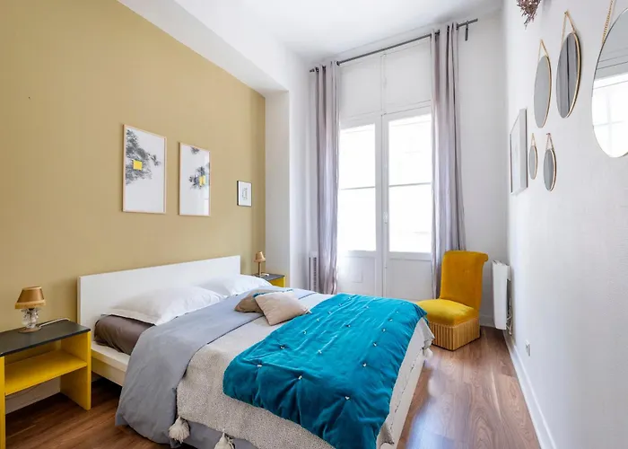 Palais Centre Historique Balcon Apartman