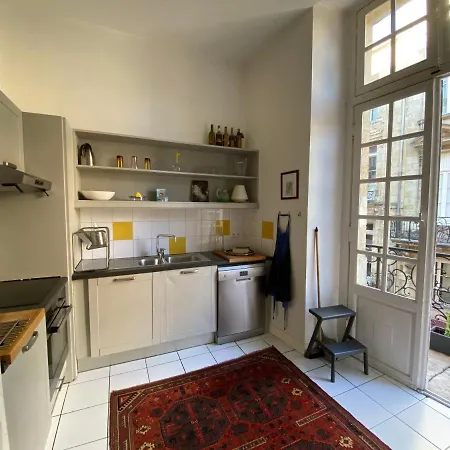 Palais Centre Historique Balcon Appartement *